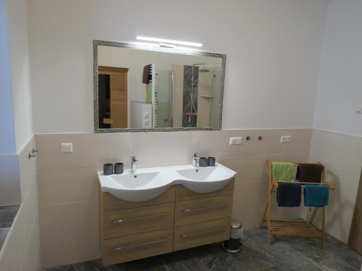 Bruecklerhof Apartment Haus im Ennstal Ngoại thất bức ảnh